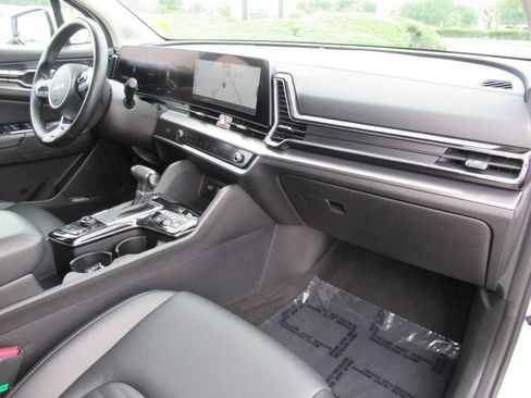 Used 2023 Kia Sportage SX FWD image 11