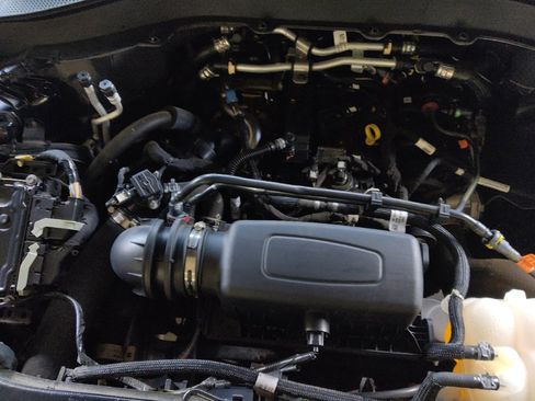 Used 2023 Ford Explorer 2WD image 30