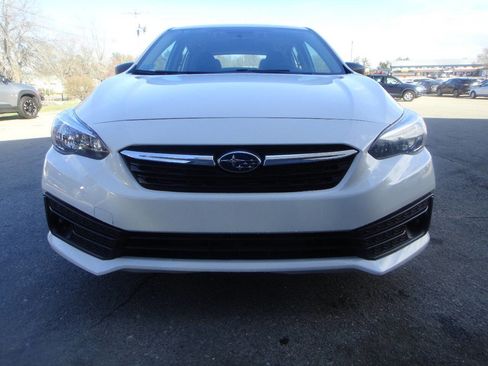 Used 2022 Subaru Impreza 2.0i image 2