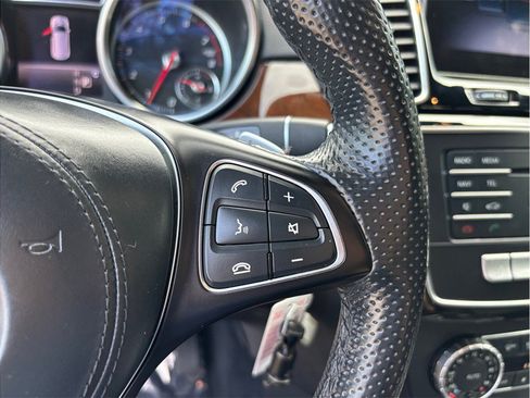 Used 2018 Mercedes-Benz GLS 450 4MATIC image 26