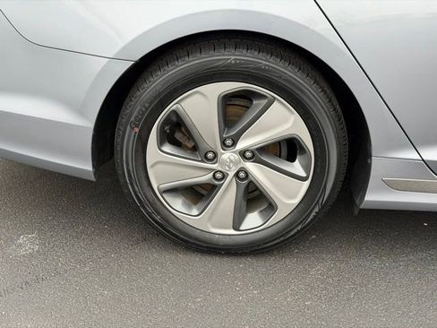 Used 2016 Hyundai Sonata Limited w/ Option Group 02 image 10