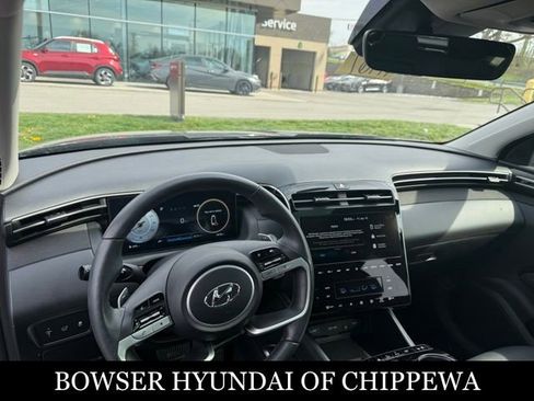 Used 2023 Hyundai Tucson Limited image 2