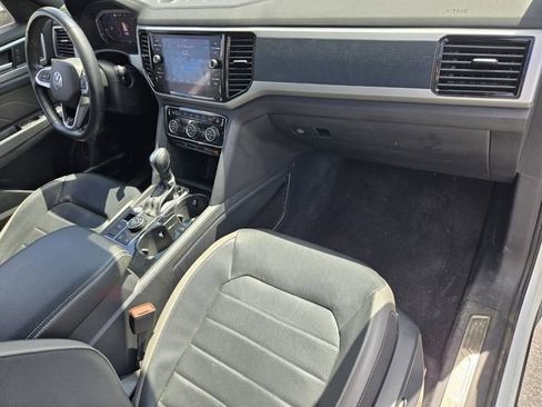 Used 2021 Volkswagen Atlas Cross Sport SEL Premium R-Line w/ Cross Sport MDO Package AWD/4WD image 18