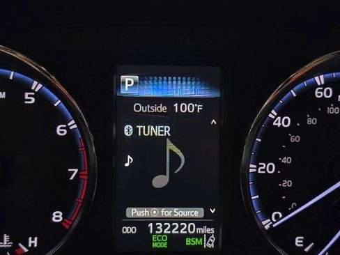 Used 2018 Toyota RAV4 Limited w/ Advanced Technology Package FWD image 24