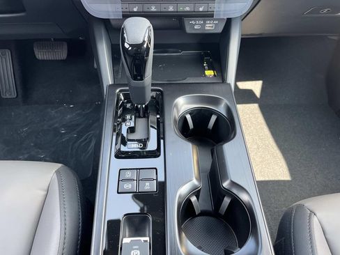 New 2026 Subaru Outback Premium AWD/4WD image 17