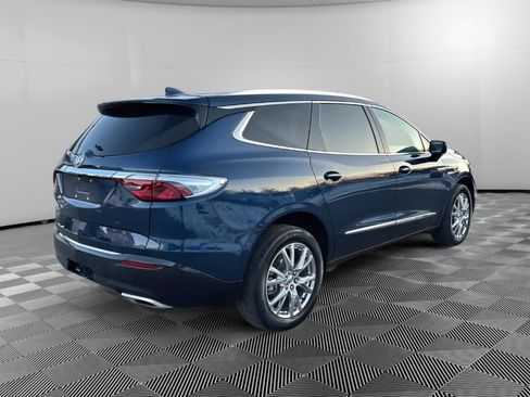 Used 2023 Buick Enclave Essence w/ Experience Buick Package image 4