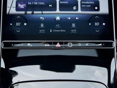 Used 2024 Mercedes-Benz S 580 4MATIC Sedan w/ AMG Line image 74