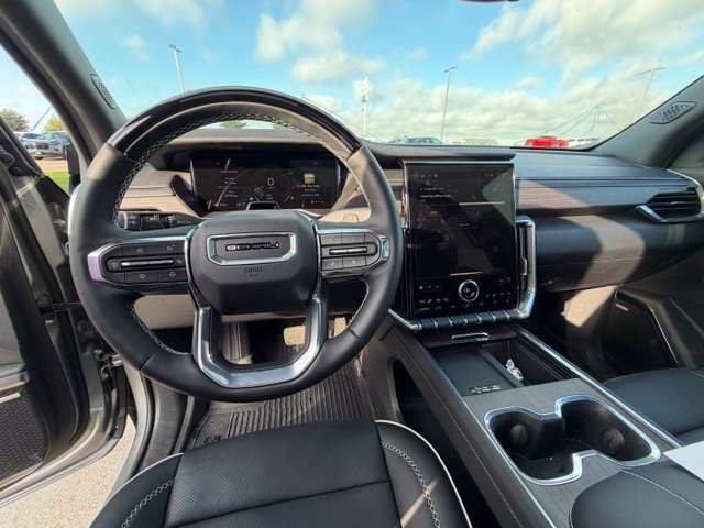 Used 2026 GMC Acadia Denali AWD/4WD image 17