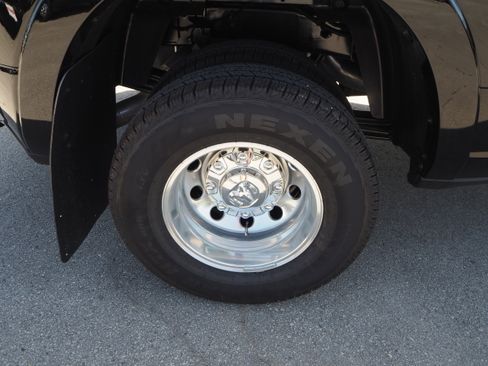 New 2025 RAM 3500 Longhorn image 7