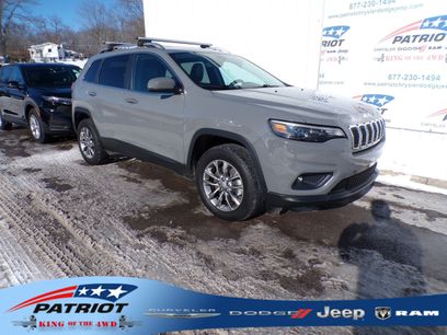Used 2019 Jeep Cherokee Latitude Plus w/ Comfort/Convenience Group