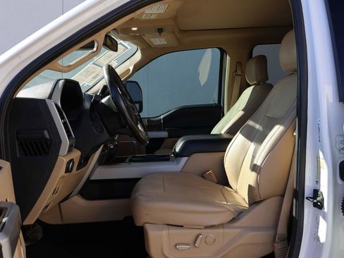 Used 2019 Ford F350 Lariat w/ Lariat Ultimate Package image 8