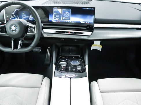 New 2027 BMW i5 M60 w/ M Sport Package RWD image 12