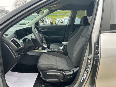 Used 2024 Kia Seltos LX image 10