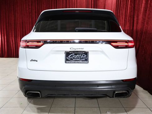 Used 2020 Porsche Cayenne AWD/4WD image 10