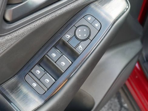 Used 2023 Nissan Rogue S image 12