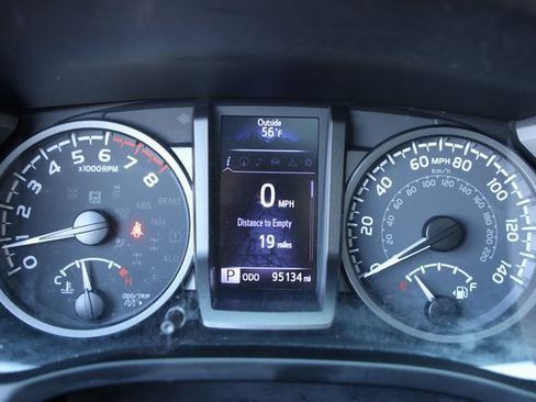 Certified 2020 Toyota Tacoma TRD Off-Road w/ TRD Premium Off Road Package image 16