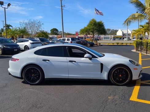 Used 2018 Porsche Panamera 4S w/ Premium Package Plus image 5
