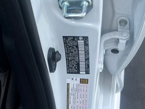 Certified 2026 Toyota Corolla LE image 28