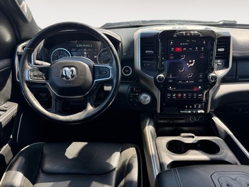 Used 2019 RAM 1500 Laramie w/ Sport Appearance Package AWD/4WD image 13