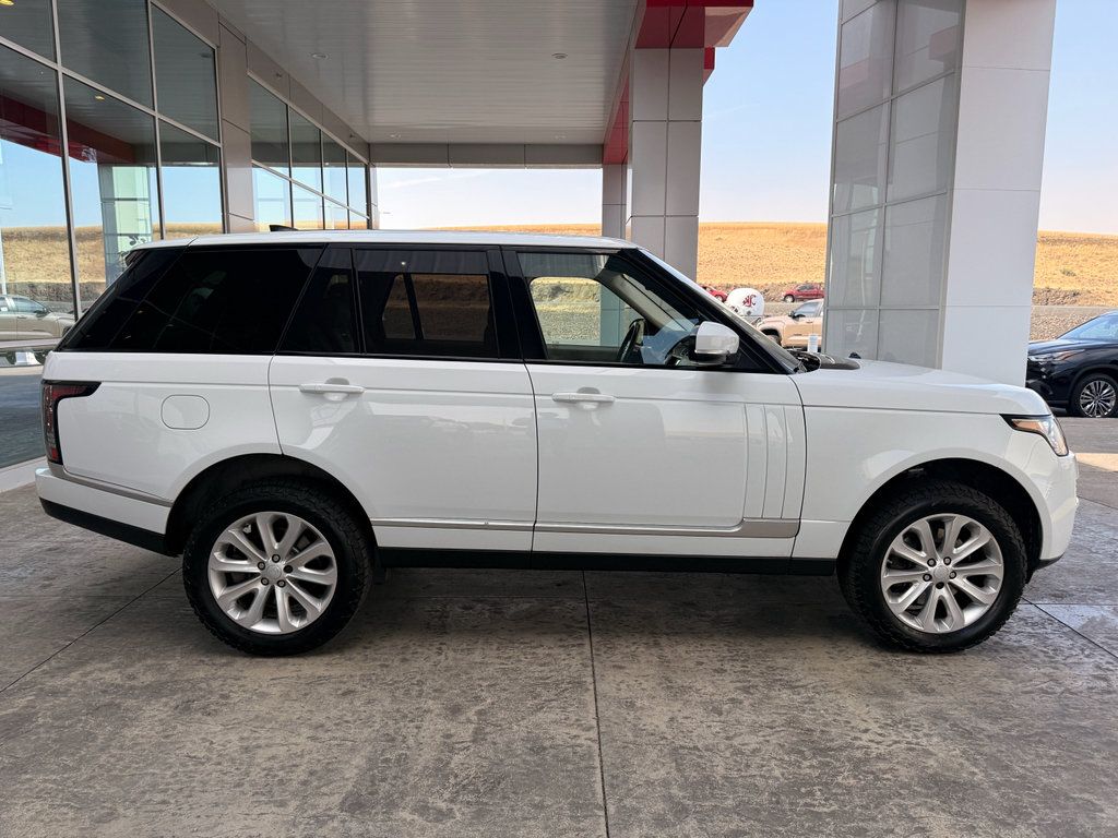 Used 2017 Land Rover Range Rover HSE AWD/4WD image 10