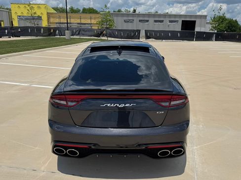 Used 2023 Kia Stinger GT2 RWD image 8