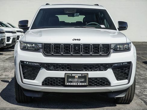New 2026 Jeep Grand Cherokee L Limited image 2