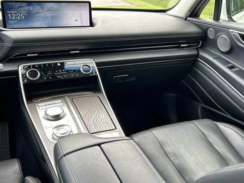 Used 2023 Genesis GV80 2.5T w/ Prestige Package AWD/4WD image 29