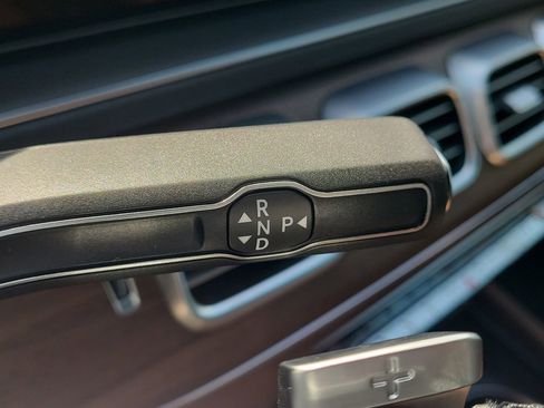 New 2026 Mercedes-Benz GLS 580 4MATIC image 30