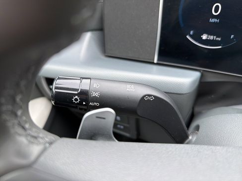 Certified 2024 Hyundai Sonata SEL w/ Convenience Package image 32