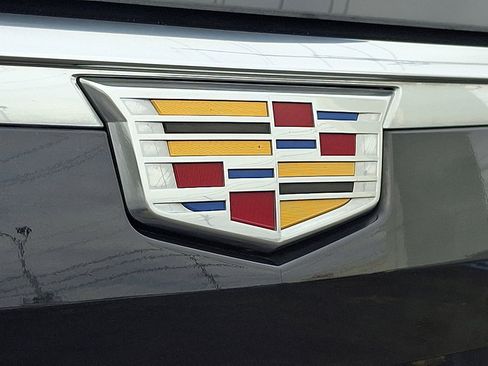 Used 2023 Cadillac Escalade ESV Premium Luxury image 30