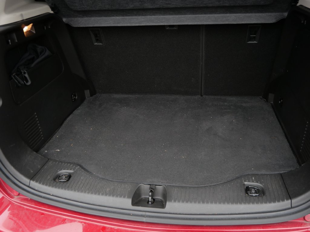Used 2018 Buick Encore Essence AWD/4WD image 10
