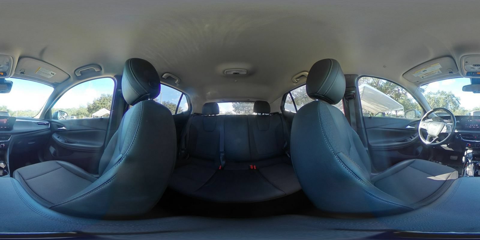 Used 2025 Buick Encore GX Preferred AWD/4WD image 40