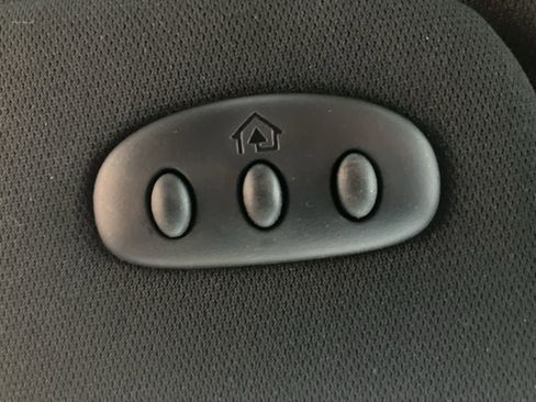 Used 2024 Ford Edge ST-Line image 25