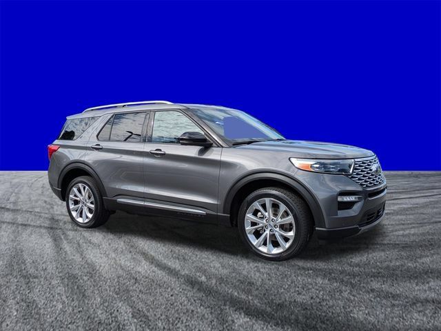 Used 2023 Ford Explorer Platinum w/ Technology Package AWD/4WD image 2