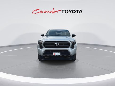 Certified 2025 Toyota Tacoma SR RWD image 3