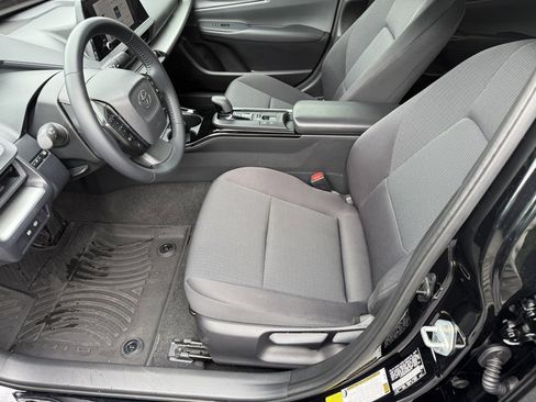 Certified 2024 Toyota Prius LE image 11