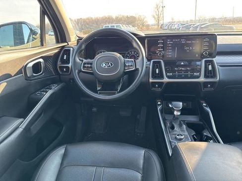 Used 2021 Kia Sorento S w/ Panoramic Sunroof Package image 24