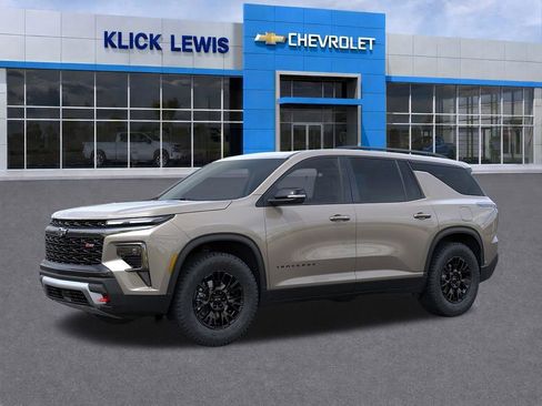 New 2026 Chevrolet Traverse Z71 w/ Driver Confidence Package AWD/4WD image 2