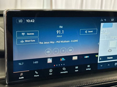 Used 2022 Lincoln Nautilus FWD w/ Premium Package image 22