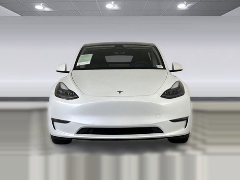 Used 2021 Tesla Model Y Performance image 5
