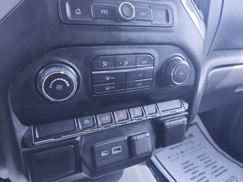 Used 2021 Chevrolet Silverado 1500 Custom image 24