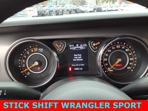 Used 2022 Jeep Wrangler Sport image 15