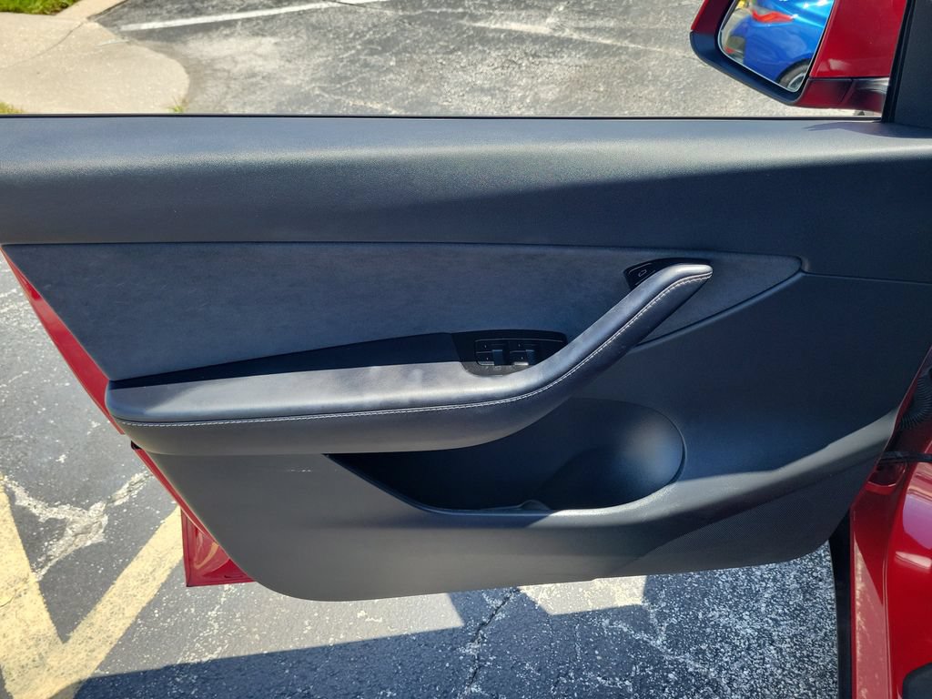 Used 2021 Tesla Model Y Long Range AWD/4WD image 12