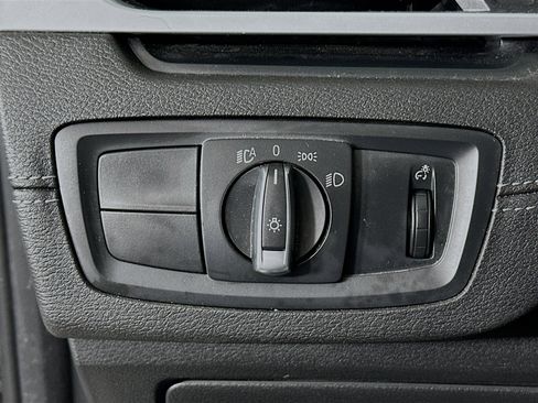 Used 2021 BMW X1 xDrive28i w/ Premium Package image 16