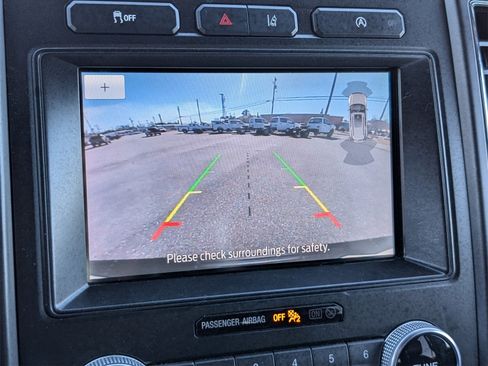 Used 2021 Ford Expedition Limited image 20