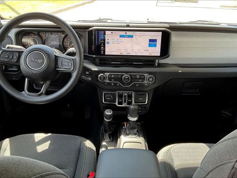 New 2025 Jeep Gladiator Sport image 5