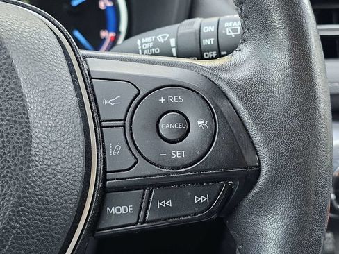 Used 2022 Toyota RAV4 Limited AWD/4WD image 27