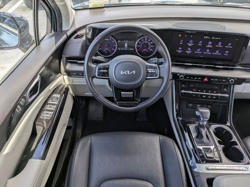 Certified 2023 Kia Carnival EX FWD image 14