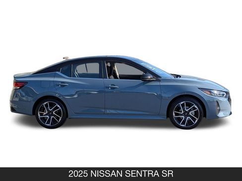 Certified 2025 Nissan Sentra SR FWD image 5