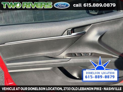 Used 2022 Toyota Camry SE FWD image 16